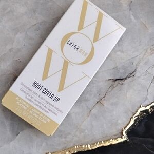 Color Wow Root Cover Up/ Platinum.